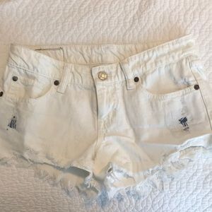 White denim Ralph Lauren shorts